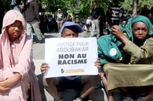 Fransa'da müslüman karşıtı şiddete karşı binler yürüdü