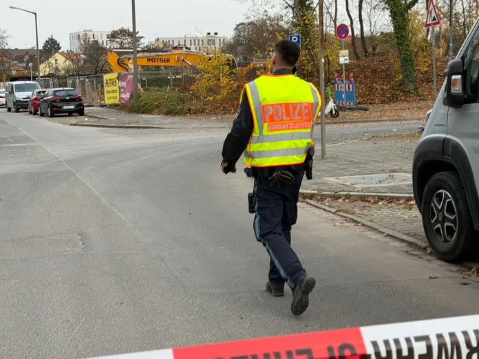 Almanya'da İkinci Dünya Savaşı'ndan kalma 450 Kg'lık bomba bulundu