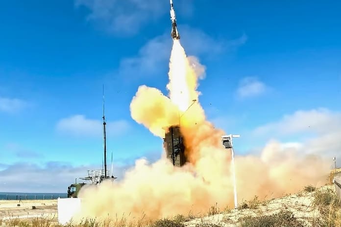 Danimarka, uzun menzilli hava savunması için SAMP/T NG sistemini seçti