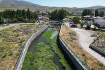 Melendiz Çayı'na kanalizasyon suyu karıştı: Köylüler yetkililerden yardım istedi