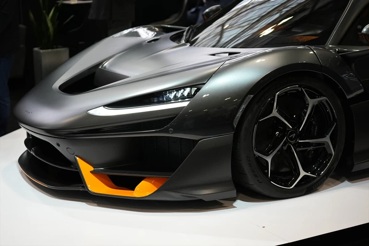 Kanada otomobil fuarı 1.275 beygirlik asfalt canavarı McLaren W1'e ev sahipliği yapacak