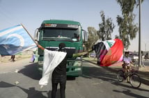 Kerkük Türkmenleri eşit temsil talebiyle sokakta