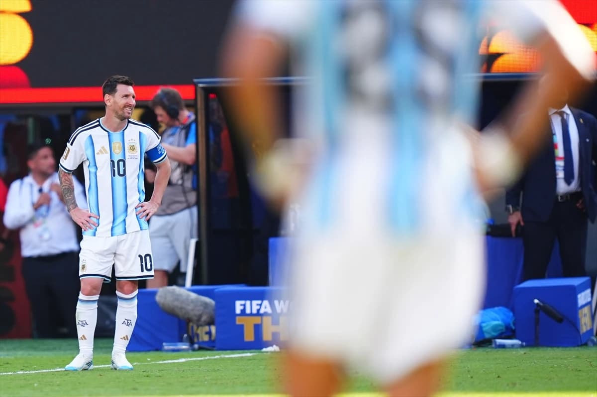Lionel Messi - AA