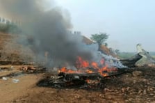 Hindistan'da meydana gelen uçak kazasında 5 kişi hayatını kaybetti