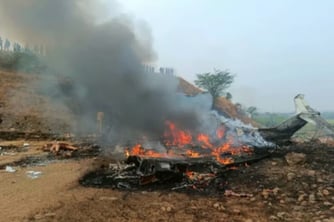 Hindistan'da uçak kazası: 5 ölü 