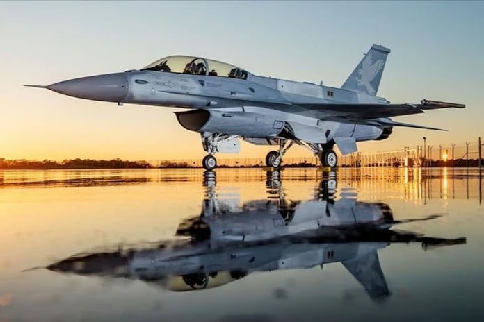 Polonya, F-16 filosu için 3,8 milyar dolarlık modernizasyon anlaşması imzaladı