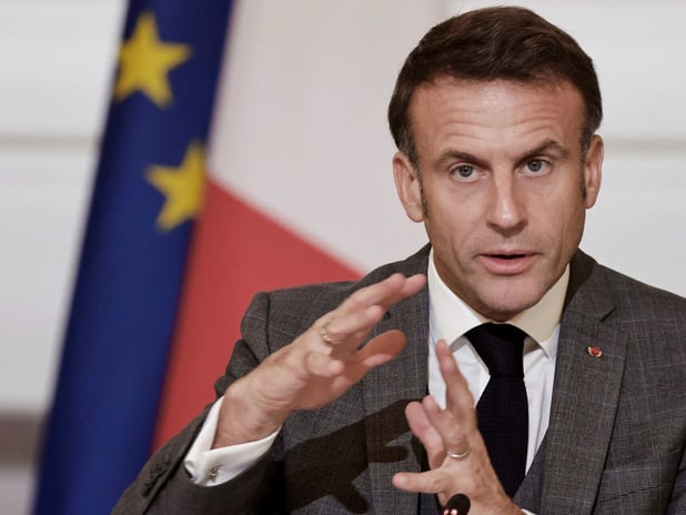 Macron çocukların sosyal medya kullanımını yasaklayacak