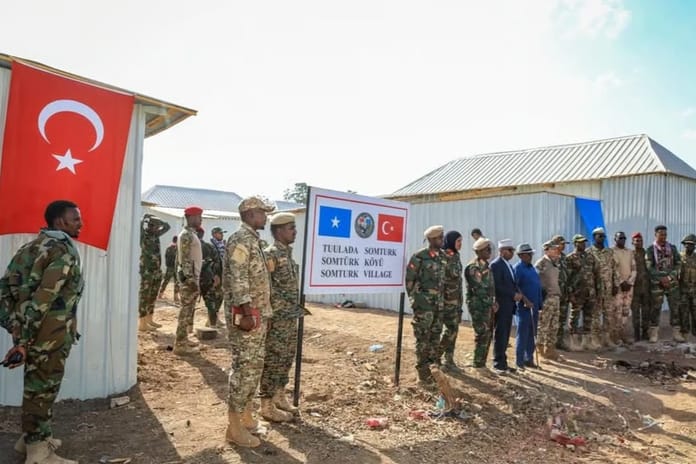 Eş Şebab'ın yıktığı bölgede kurulan yerleşime SOMTÜRK köyü adı verildi