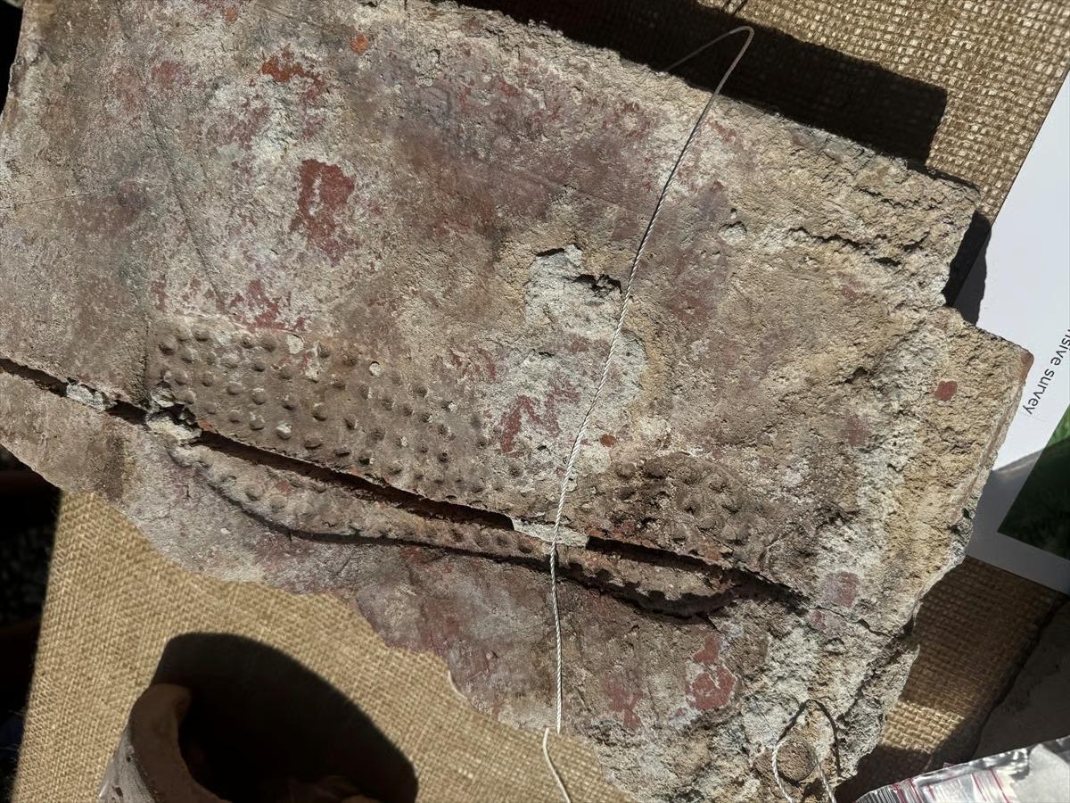 Burdur'da 2000 yıllık kadın ayak izi bulundu