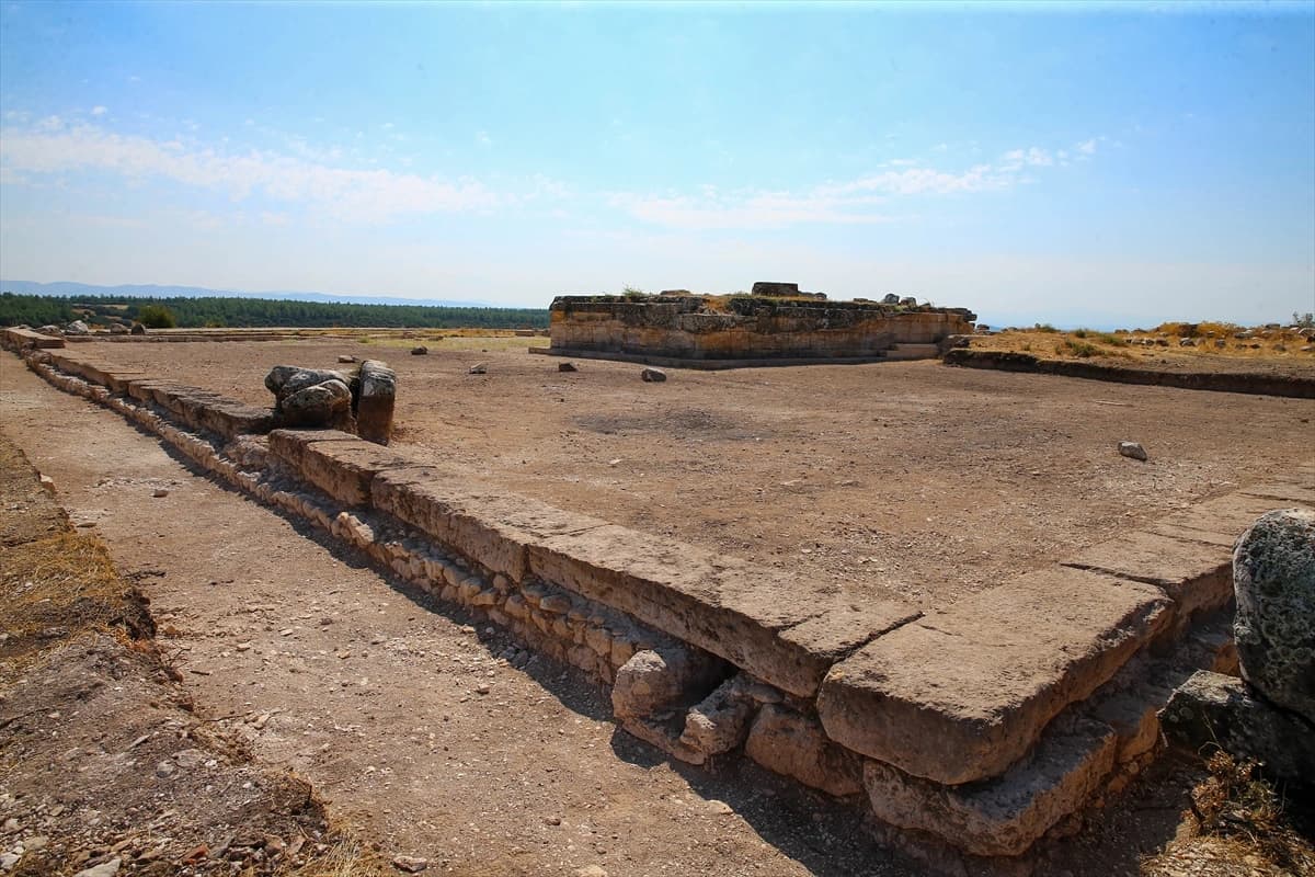 Blaundos Antik Kenti'nde yeni keşif