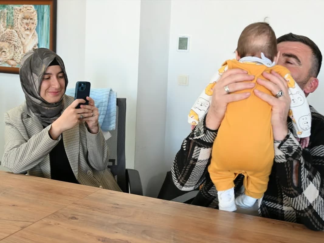 Devlet korumasındaki 10 çocuk sıcak yuvalarında