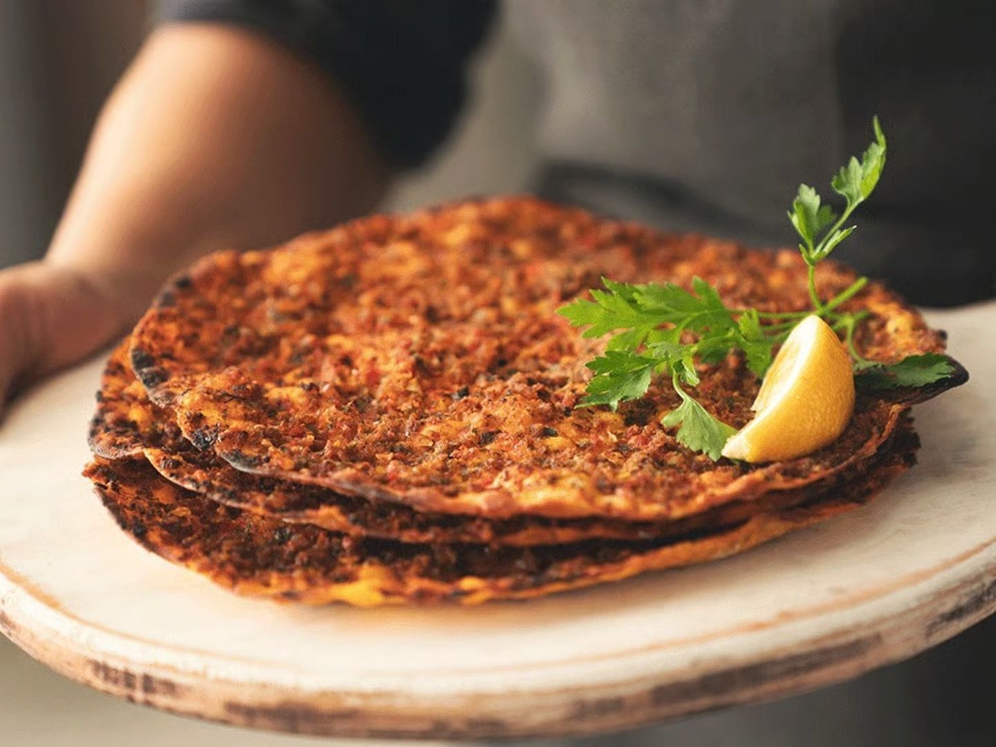 Fethiye'deki 1.450 liralık lahmacun olay oldu! Fahiş fiyat uygulayan işletmeye bakanlıktan ceza yağdı