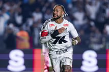 Gözyaşları gole dönüştü: Sakatlıklarla geçen zorlu dönemin ardından sezonun ilk golüyle takımına galibiyeti getirdi