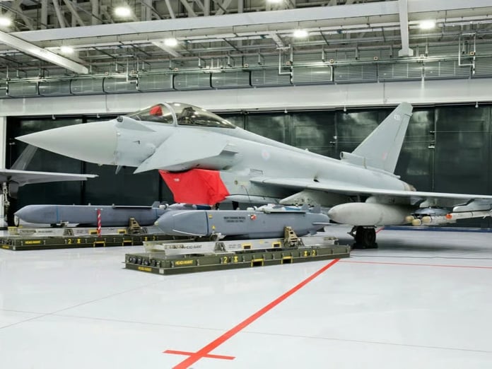 İngiltere, Ukrayna’ya yeni Storm Shadow füze sevkiyatı gerçekleştirdi