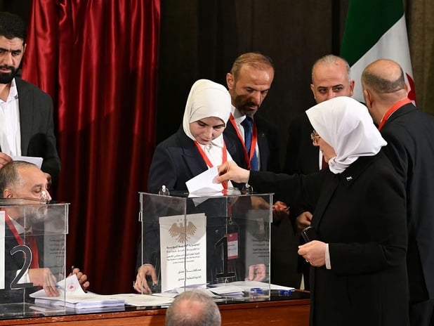 Suriye devrimden sonraki ilk Halk Meclisi'ni seçiyor