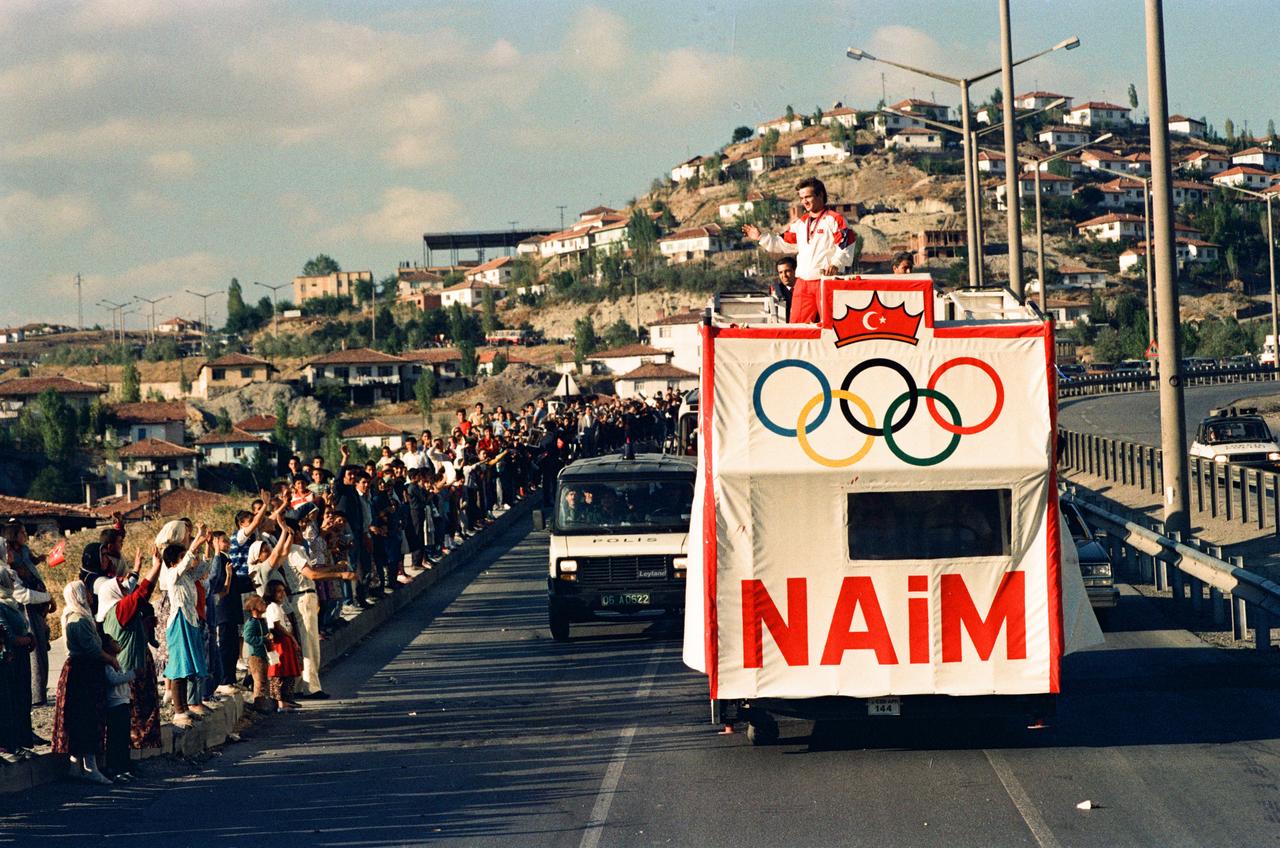 Türkiye'ye geliş ve Seul Olimpiyatları şartı