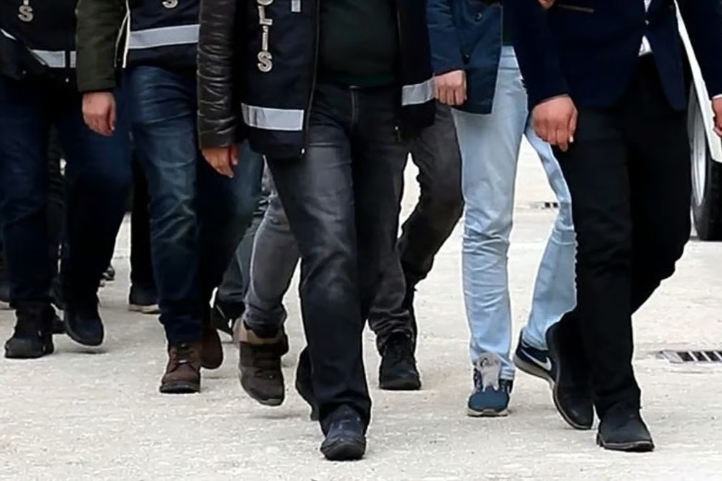 FETÖ/PDY’nin güncel finans yapılanmasına operasyon