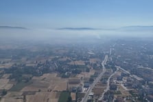 Karabük yangınlarının dumanı Bolu'da gökyüzünü kapladı