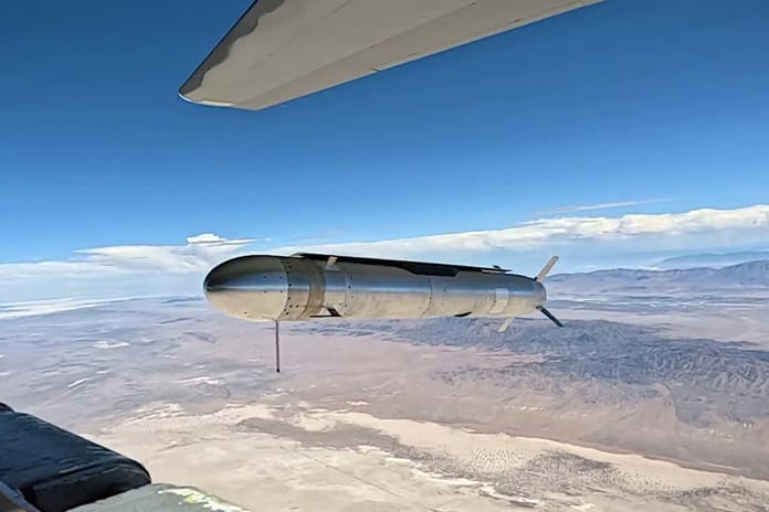 ABD’nin Black Arrow seyir füzesi 400 mil menzil testini tamamladı