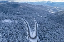 Yozgat'ın yüksek kesimleri beyaz örtüyle kaplandı