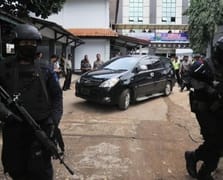 Malezya’da hükümeti devirme teşebbüsü iddiasına soruşturma