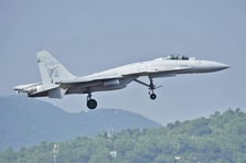 Çin, yeni savaş uçağı tasarımlarında DeepSeek yapay zeka modelini kullanıyor