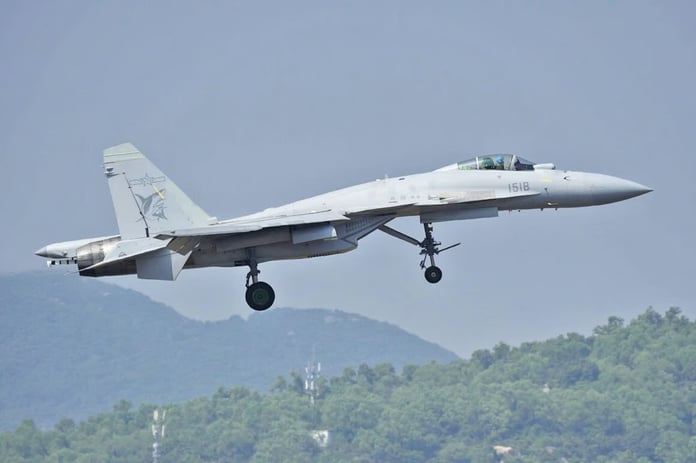 Çin, yeni savaş uçağı tasarımlarında DeepSeek yapay zeka modelini kullanıyor