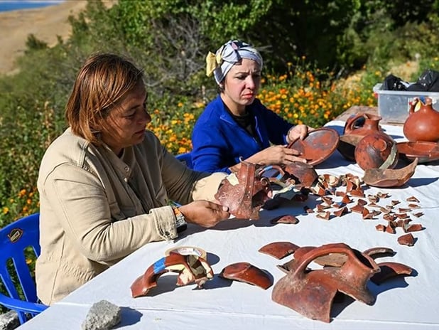 Urartuların gizemli kalesinden seramikler yeniden hayat buluyor