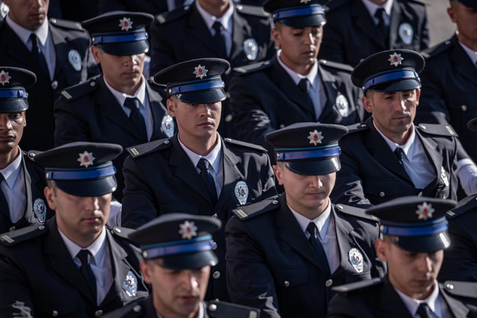 Polislik başvuru sayfası | PA ile 33. dönem POMEM başvuru şartları neler, KPSS kaç puan, yaş sınırı kaç?