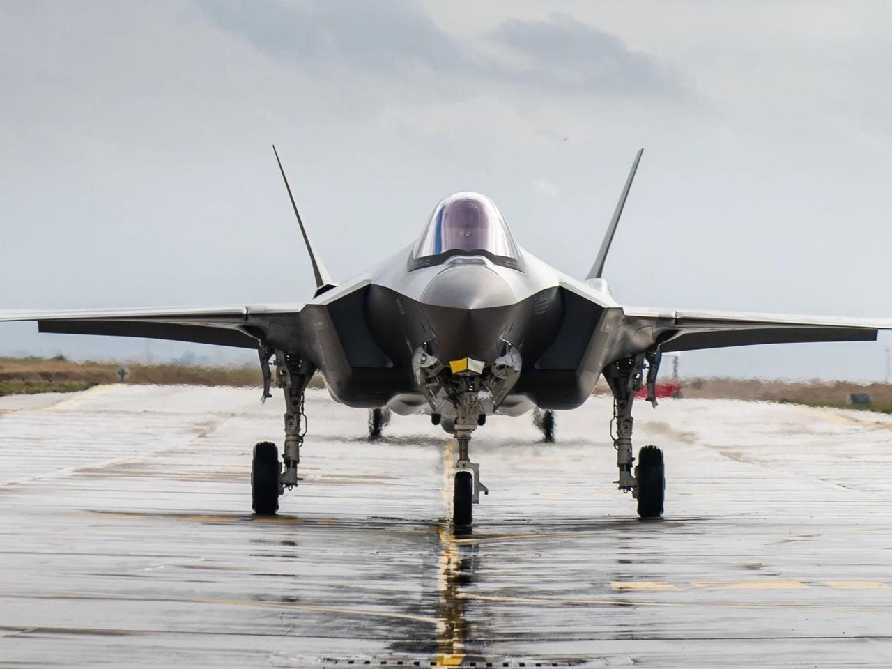 Finlandiya’nın ilk F-35A’sı ABD’ye ulaştı
