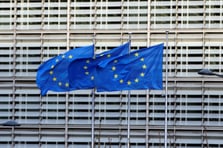 AB Meta ve TikTok'un şeffaflık kurallarını ihlal ettiğini açıkladı