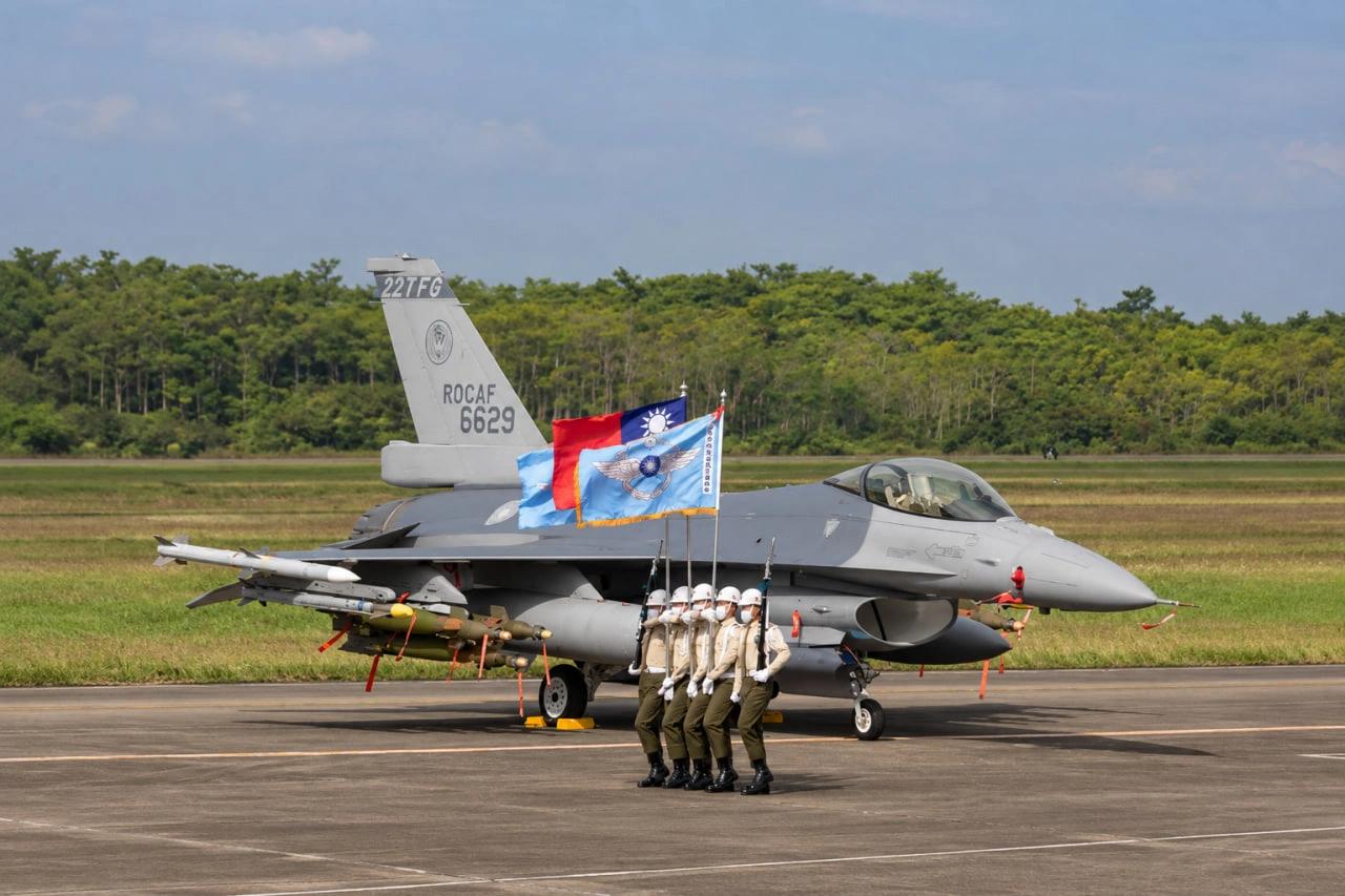 Çin, ABD'nin Tayvan'a F-16 satışına karşı çıkıyor