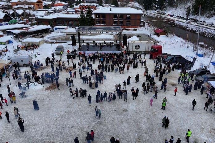 Uzungöl üzerinde masalsı dron görüntüleri