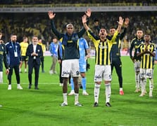 Süper Lig'de zirve takibi: Fenerbahçe, Antalyaspor engelini aşarak galibiyet hasretine son verdi