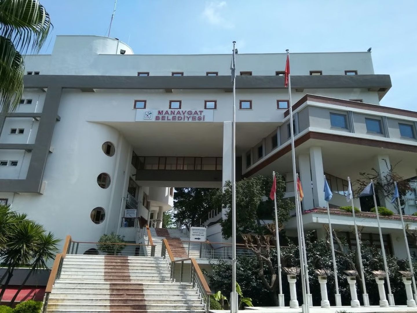 CHP’li Manavgat Belediyesi’nde rüşvet çarkı: Otelcilerden ruhsat ve iskan için milyonlar alındı