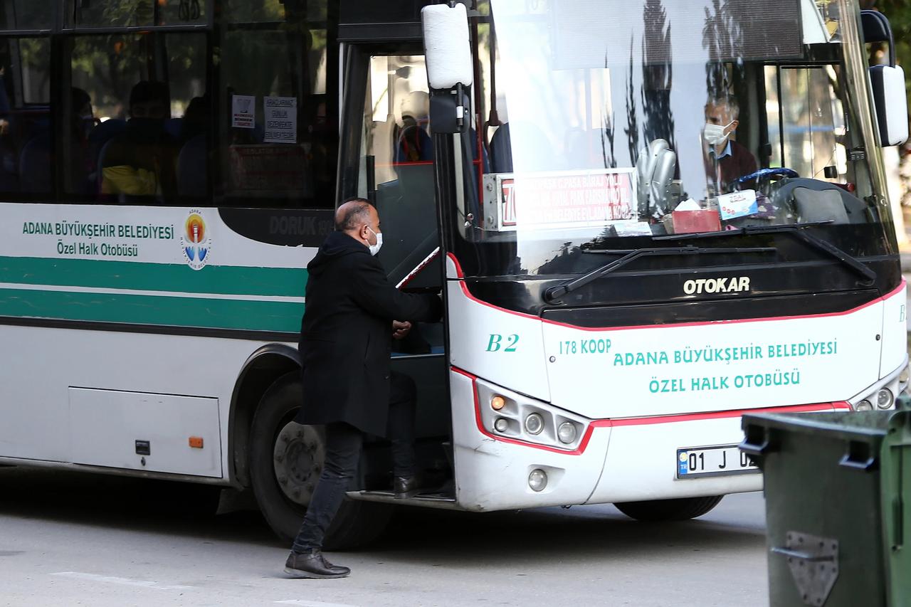 Klima açmayan toplu taşıma şoförlerine ceza kesildi