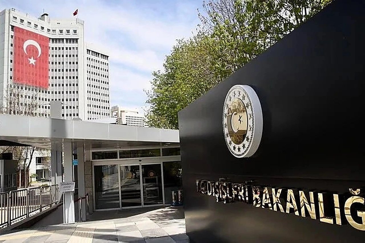 Dışişleri: Yunan yetkilileri ciddiyete ve aklıselime davet ediyoruz