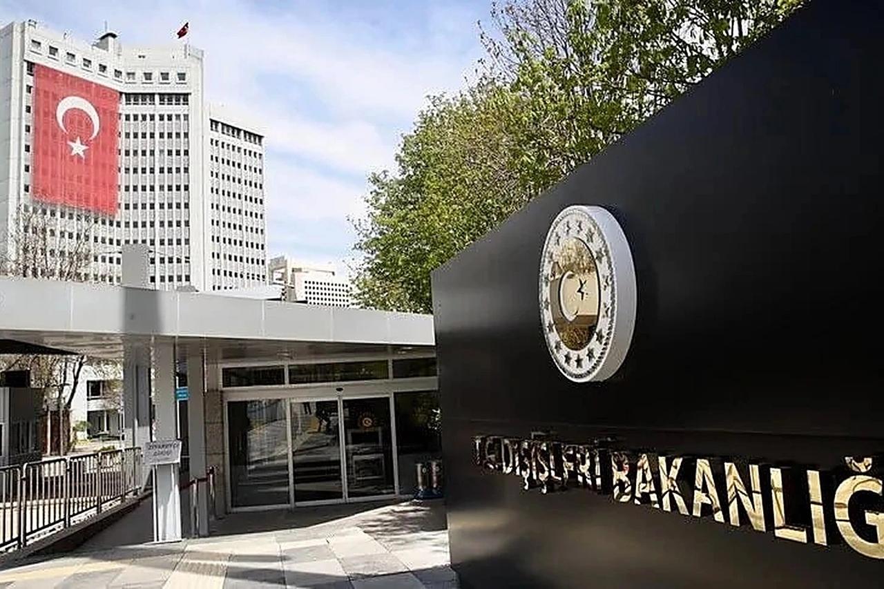 Dışişleri: Yunan yetkilileri ciddiyete ve aklıselime davet ediyoruz