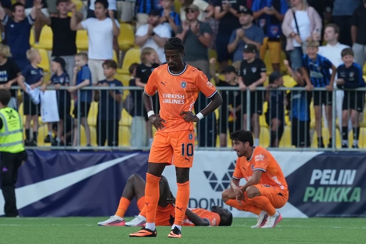 Başakşehir Avrupa kupalarına veda etti