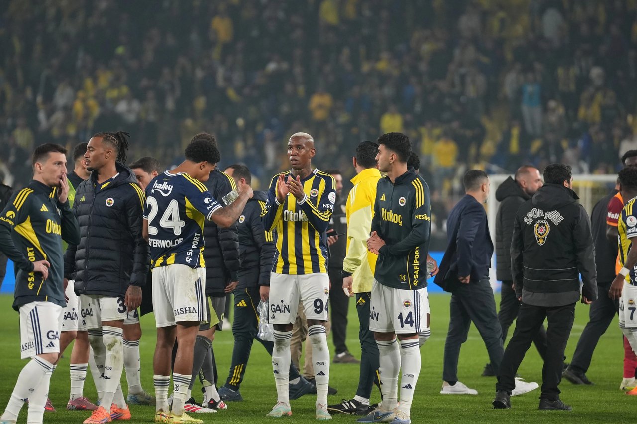 Fenerbahçe'nin liderlik fırsatı geri tepti