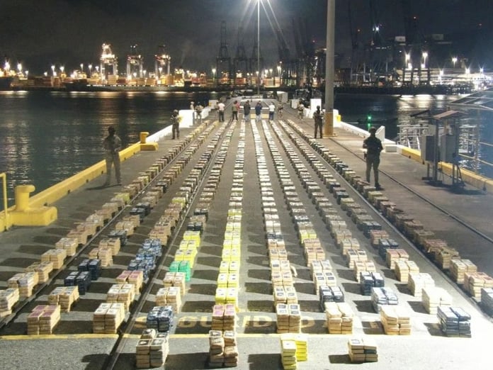 Kolombiya'da büyük çaplı operasyonda 14 ton uyuşturucu ele geçirildi