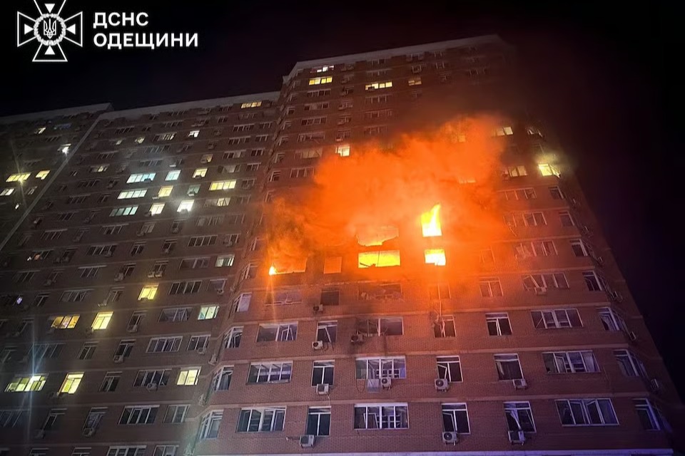 Russian Drone Strike Kills 2 in Odesa
