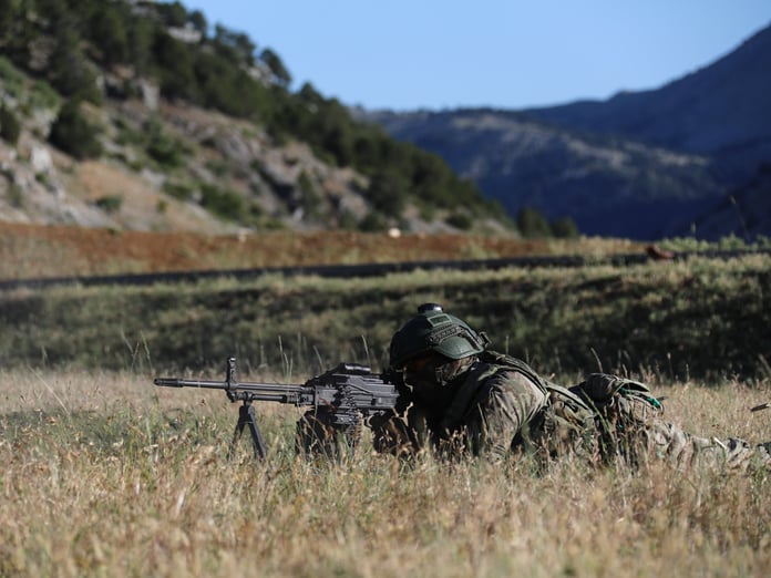 MKE’nin zorlu testleri başarıyla geçen modern makineli tüfeği seri üretime hazır