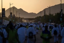   Hacı adayları Arafat'tan Müzdelife'ye akın etti