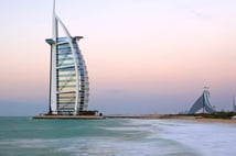 Dubai’nin simgesi Burj Al Arab restorasyon için kapanıyor