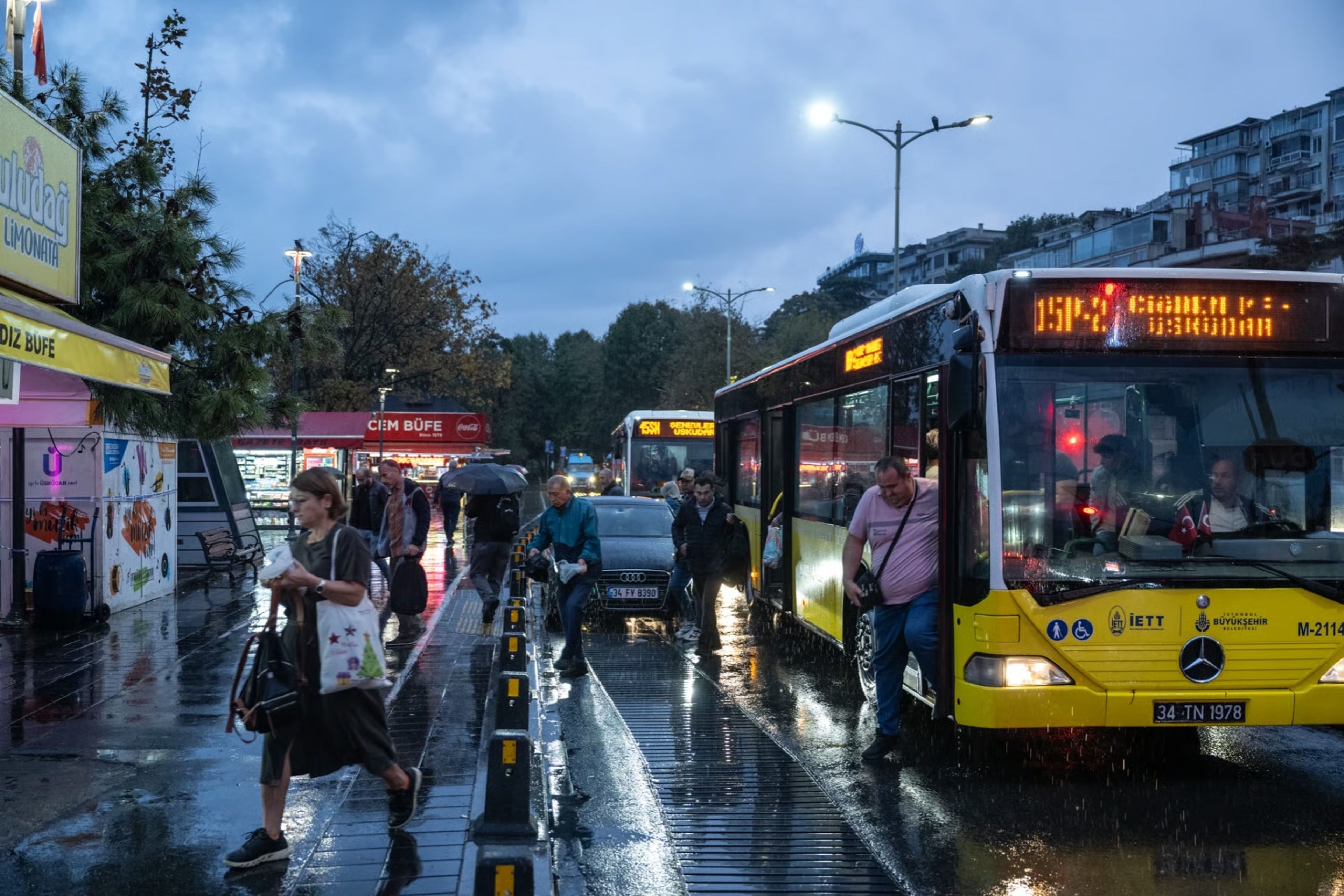 23 Nisan toplu taşıma ücretsiz mi? 23 Nisan İstanbul'da bugün otobüs, metro, metrobüs, Marmaray ücretsiz mi?