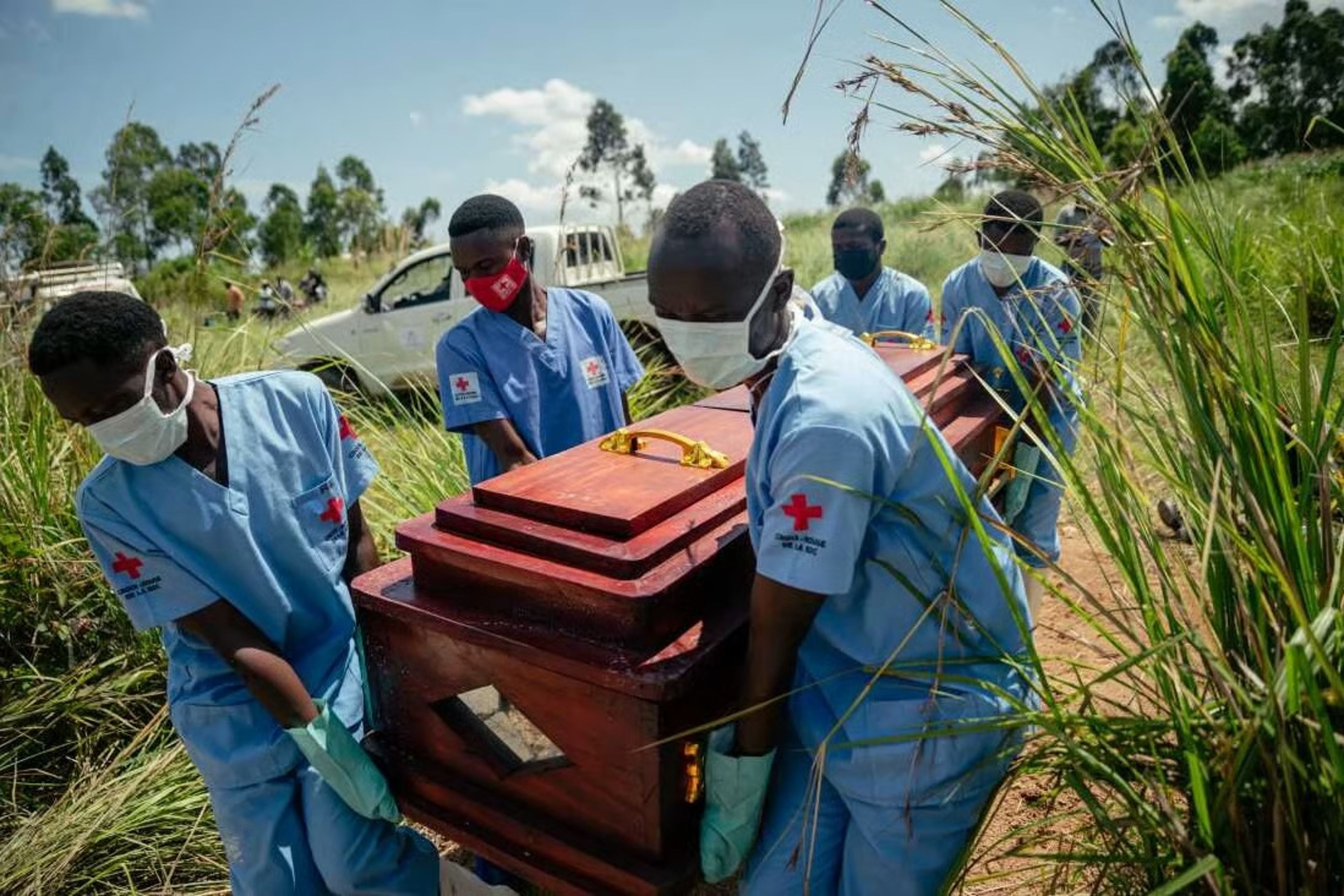 Ebola virüsü nedir? Nasıl bulaşır? DSÖ'den korkutan Ebola açıklaması