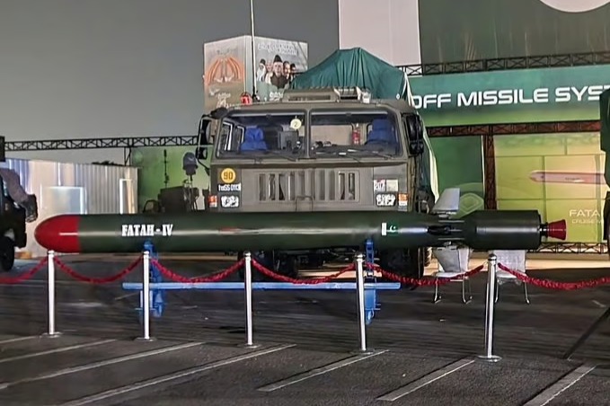 Pakistan, Fatah-4 seyir füzesini tanıttı