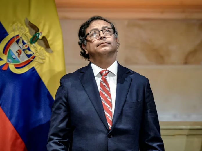 Gustavo Petro'dan dünyaya fosil yakıt uyarısı