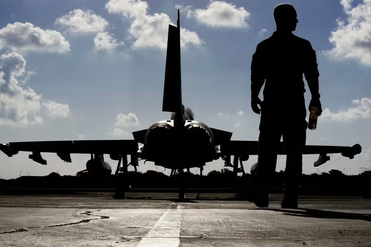 UK Arrests Alleged Iranian Spy Near RAF Base